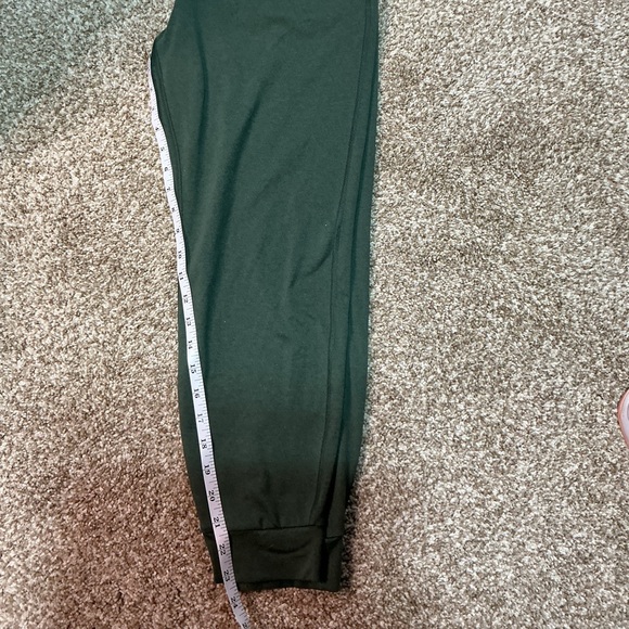 Vuori Forest Green Joggers with Drawstring - Picture 6 of 7